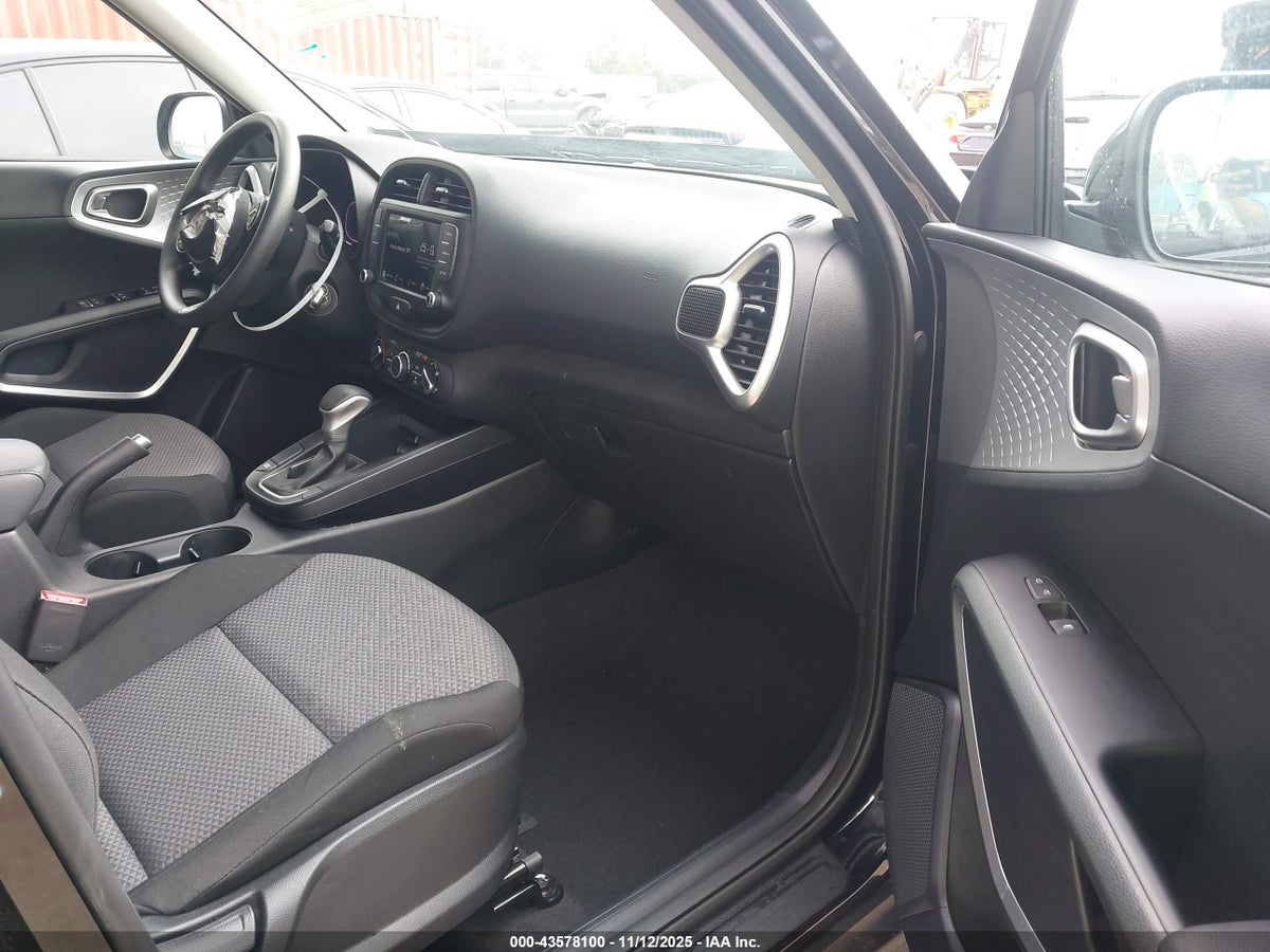2025 KIA SOUL LX — снимка 5