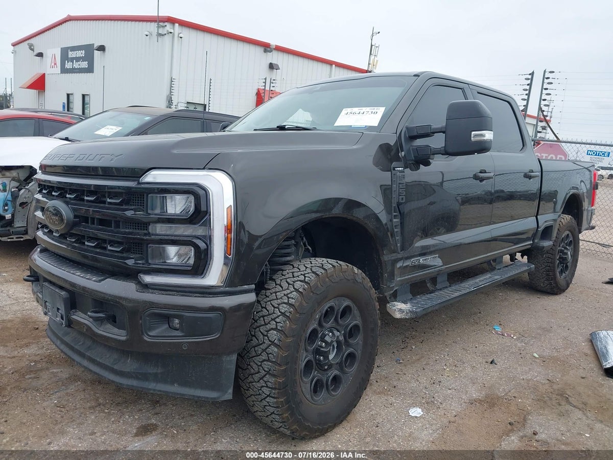 2024 FORD F-250 LARIAT — снимка 2