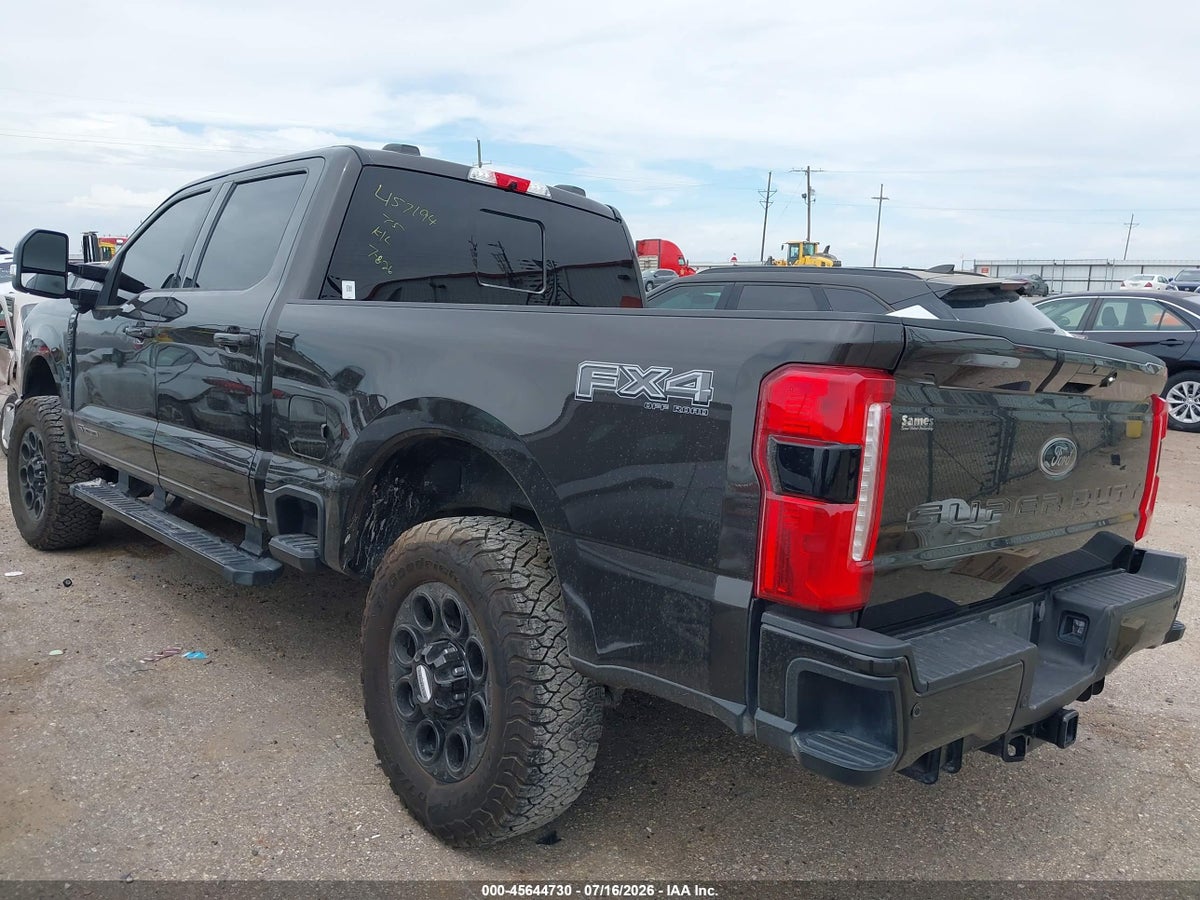 2024 FORD F-250 LARIAT — снимка 3