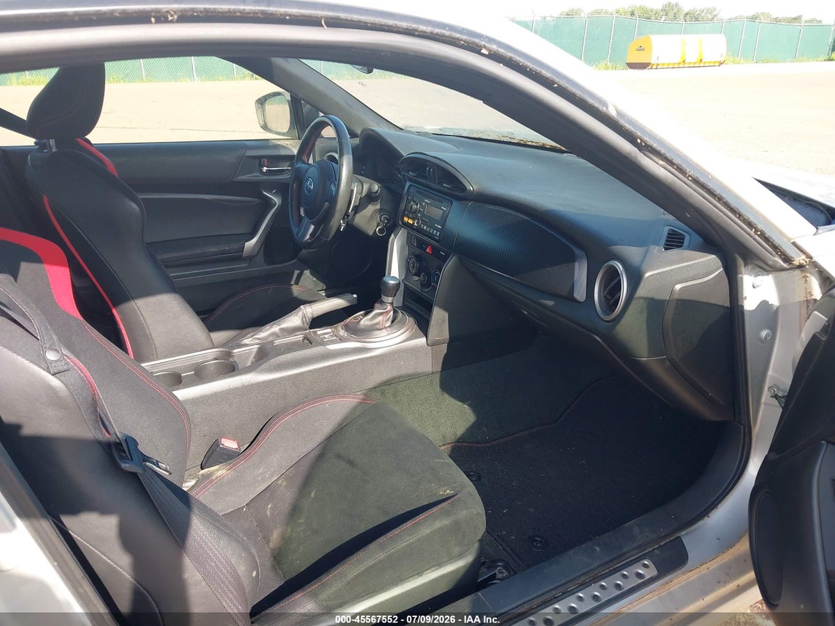 2013 SCION FR-S — снимка 5