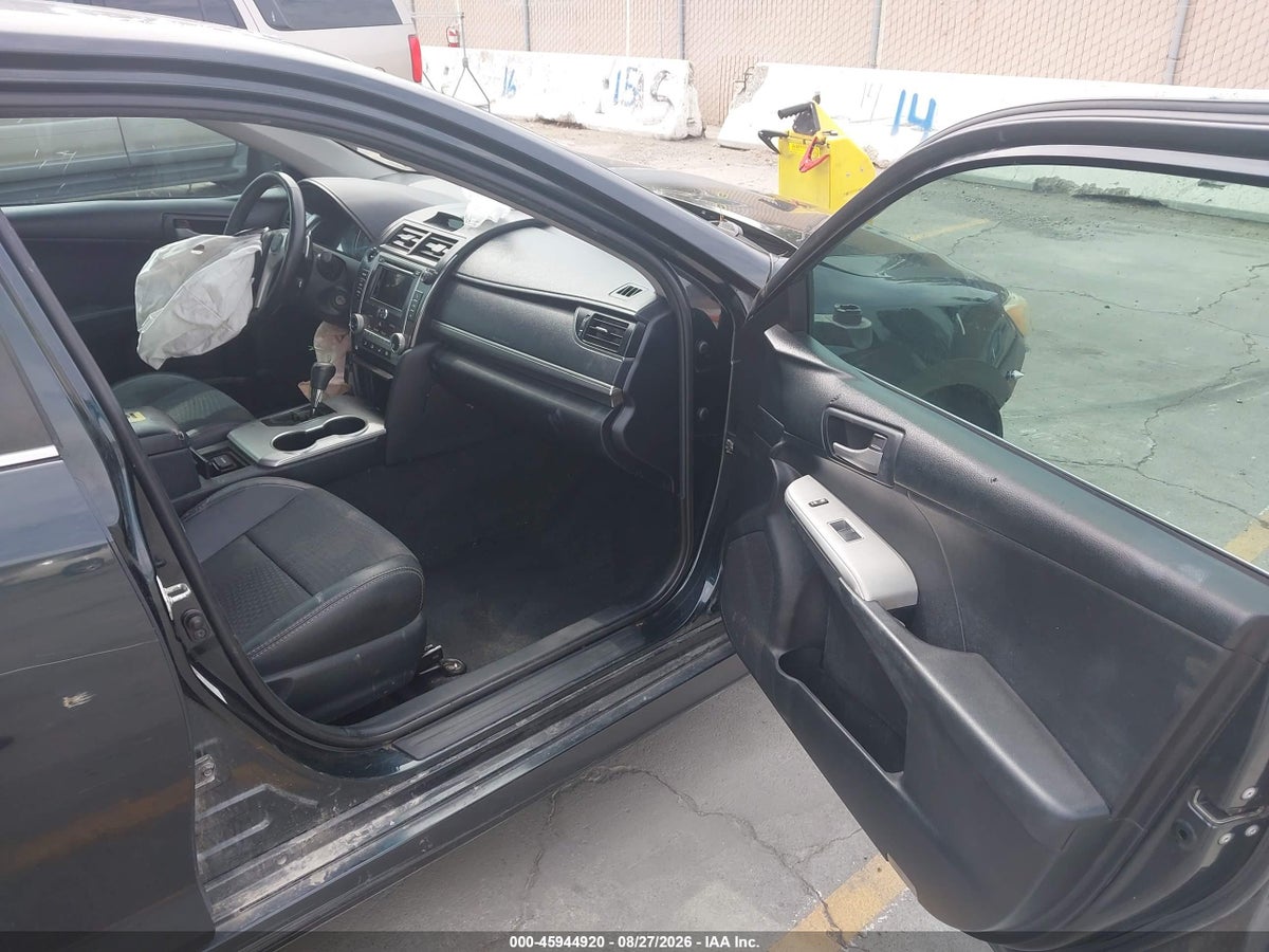 2012 TOYOTA CAMRY SE — снимка 5