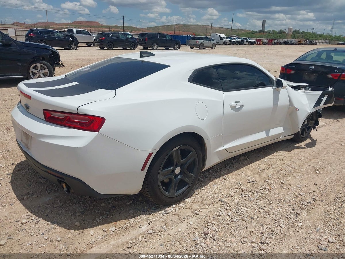 2017 CHEVROLET CAMARO 1LT — снимка 4