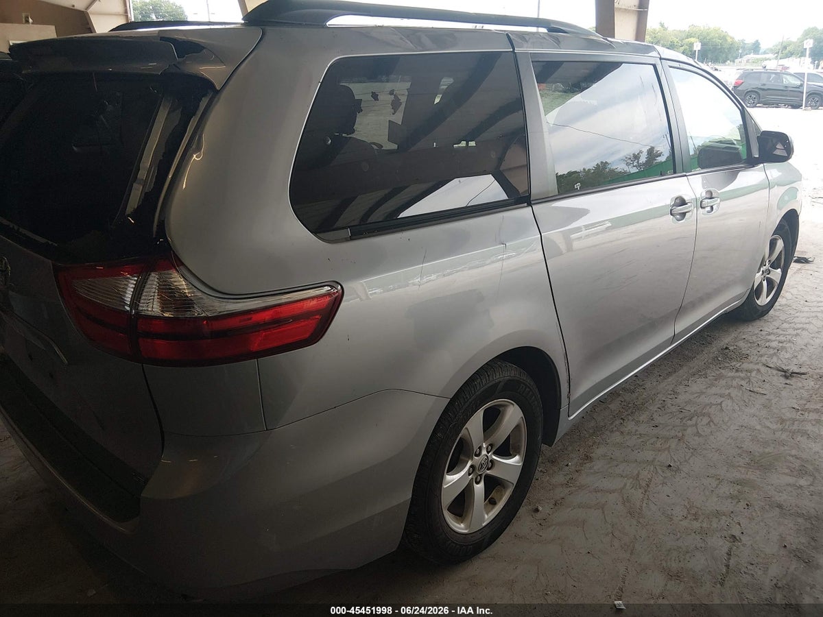 2016 TOYOTA SIENNA LE 8 PASSENGER — снимка 4