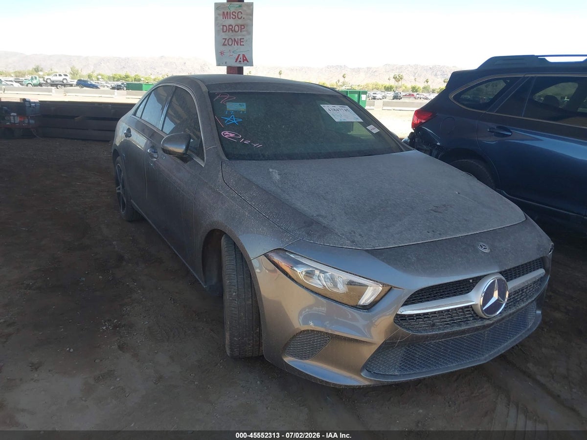 2019 MERCEDES-BENZ A 220
