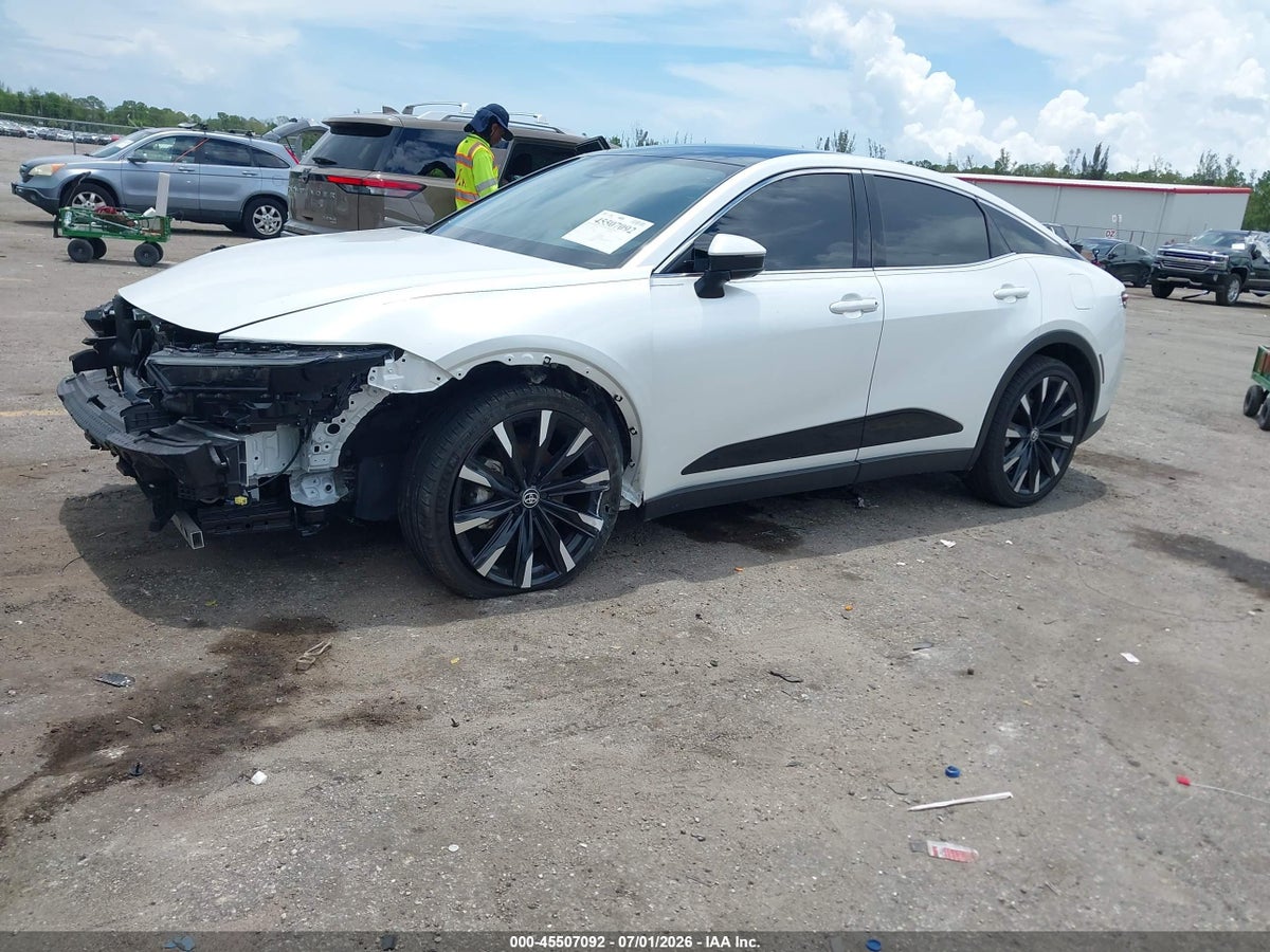 2024 TOYOTA CROWN PLATINUM — снимка 2