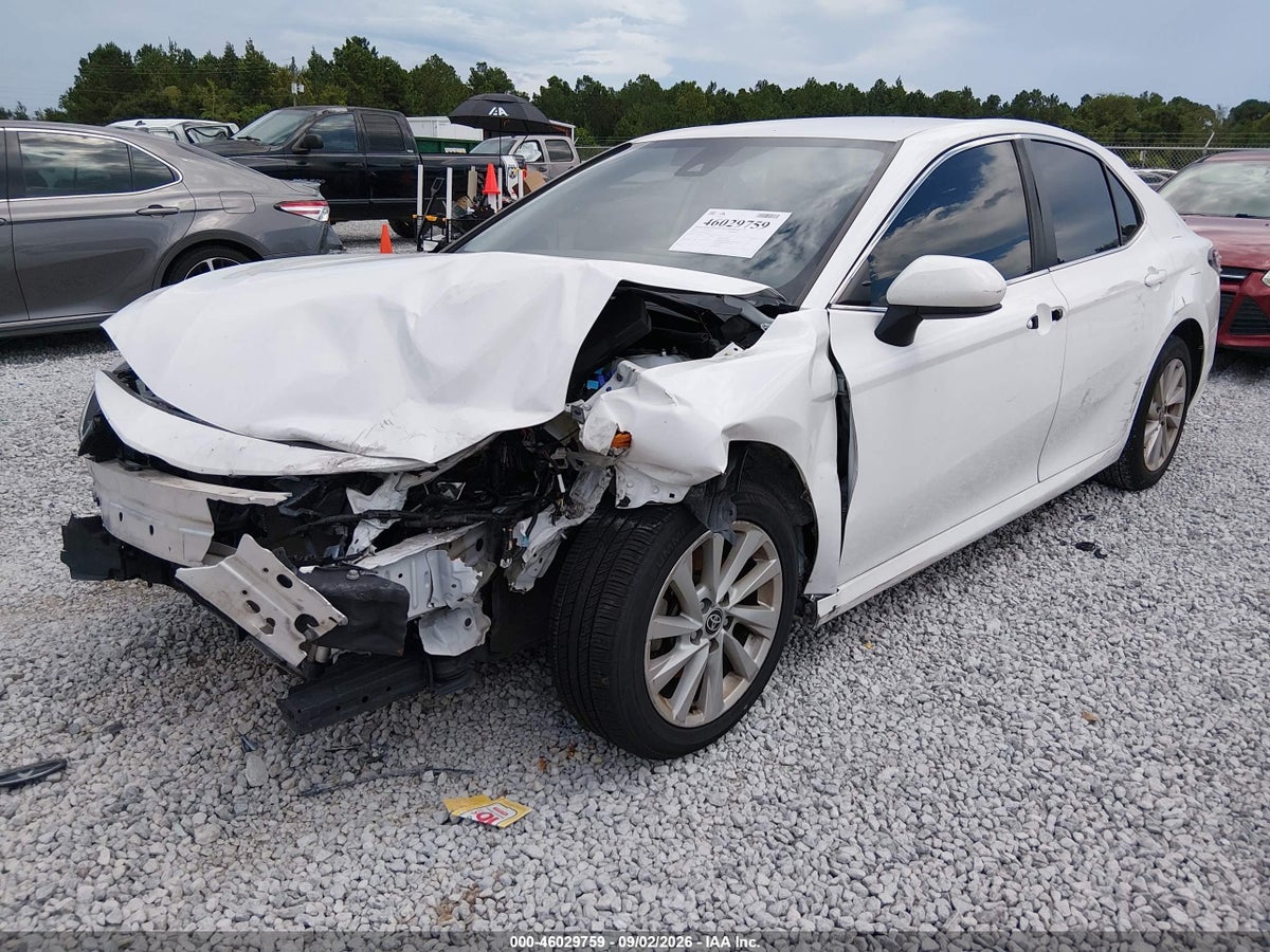 2022 TOYOTA CAMRY LE — снимка 2