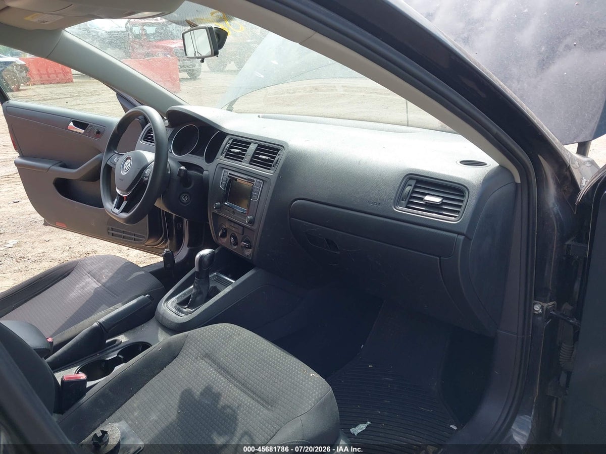 2016 VOLKSWAGEN JETTA 1.4T S — снимка 5