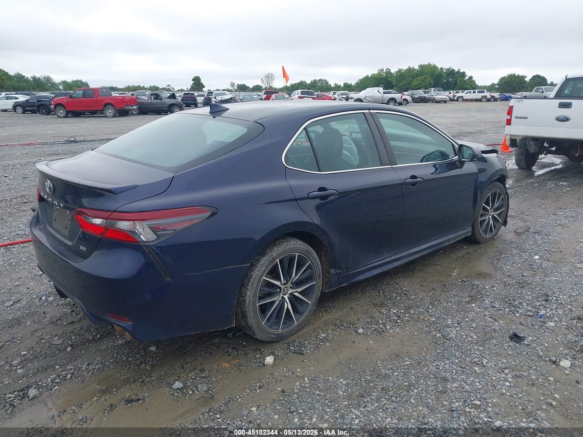 2021 TOYOTA CAMRY SE — снимка 4