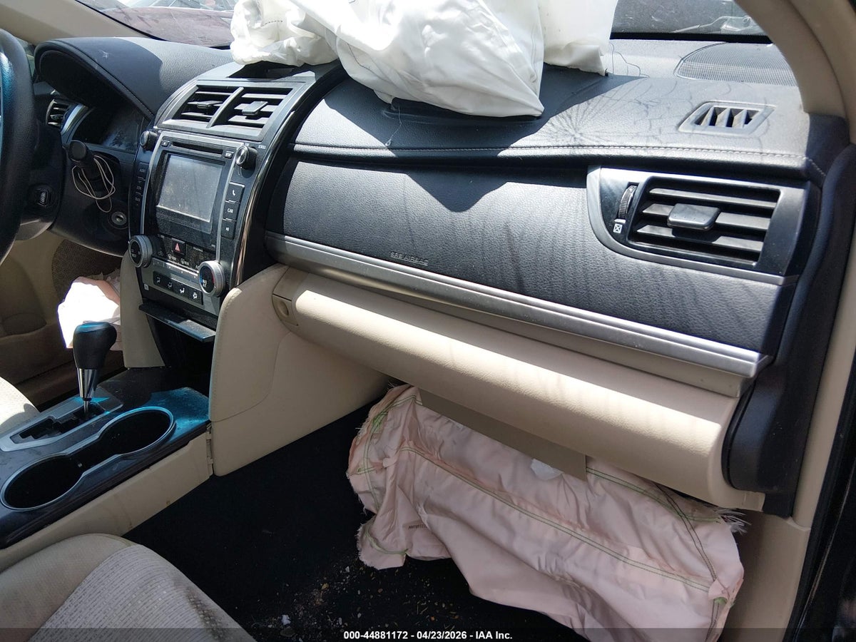 2012 TOYOTA CAMRY LE — снимка 5