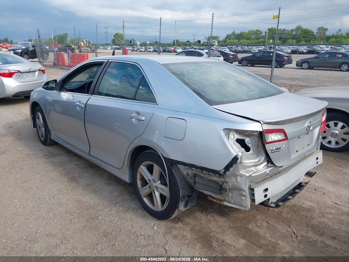 2014 TOYOTA CAMRY SE — снимка 3