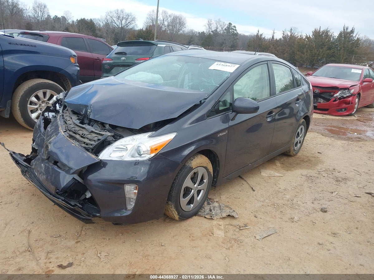 2015 TOYOTA PRIUS TWO — снимка 2