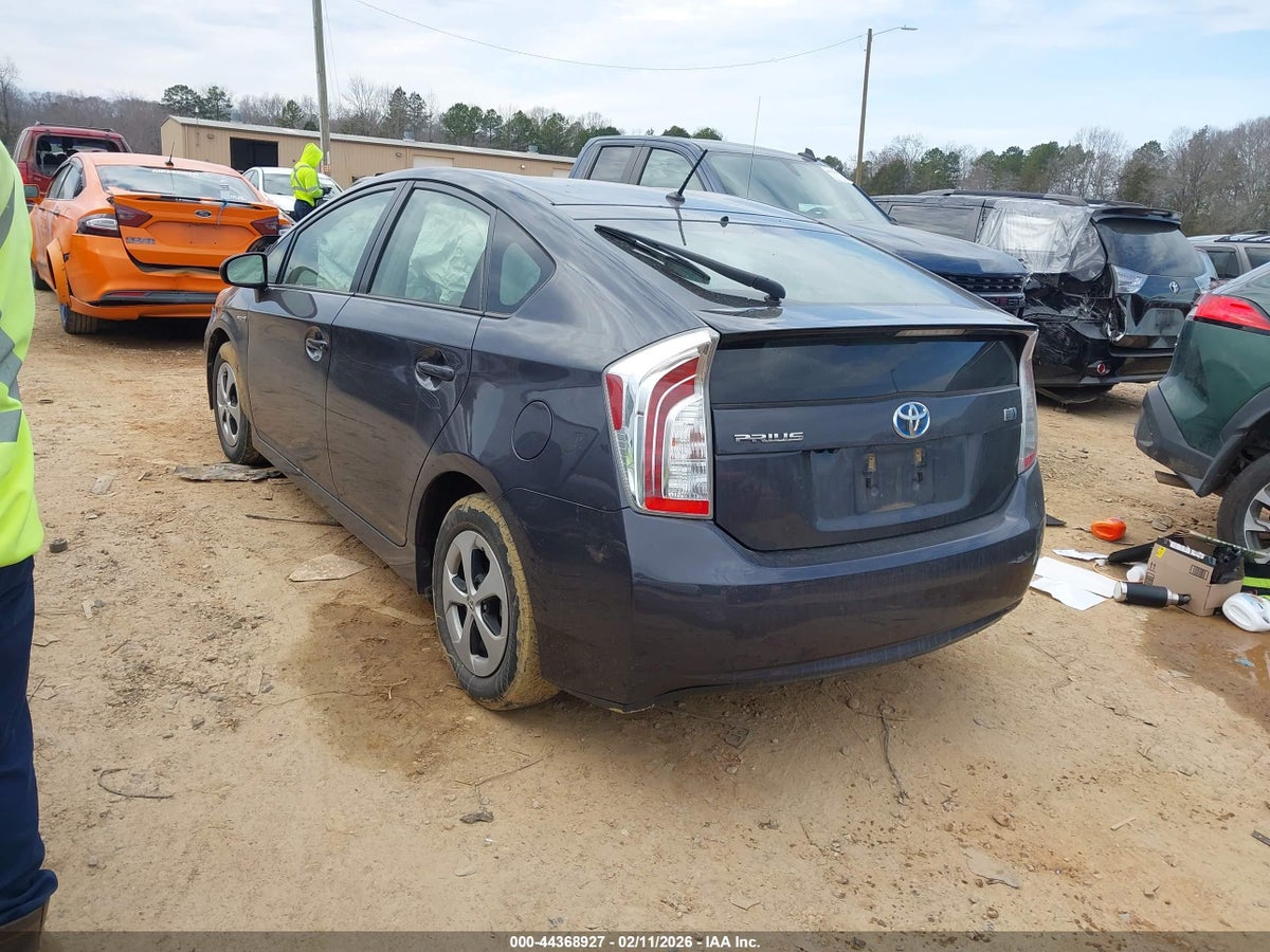 2015 TOYOTA PRIUS TWO — снимка 3