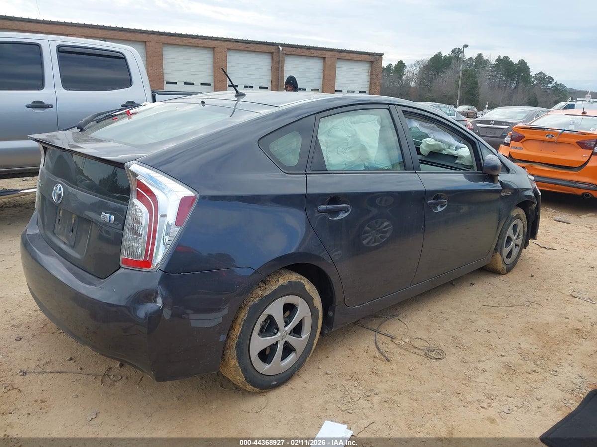 2015 TOYOTA PRIUS TWO — снимка 4
