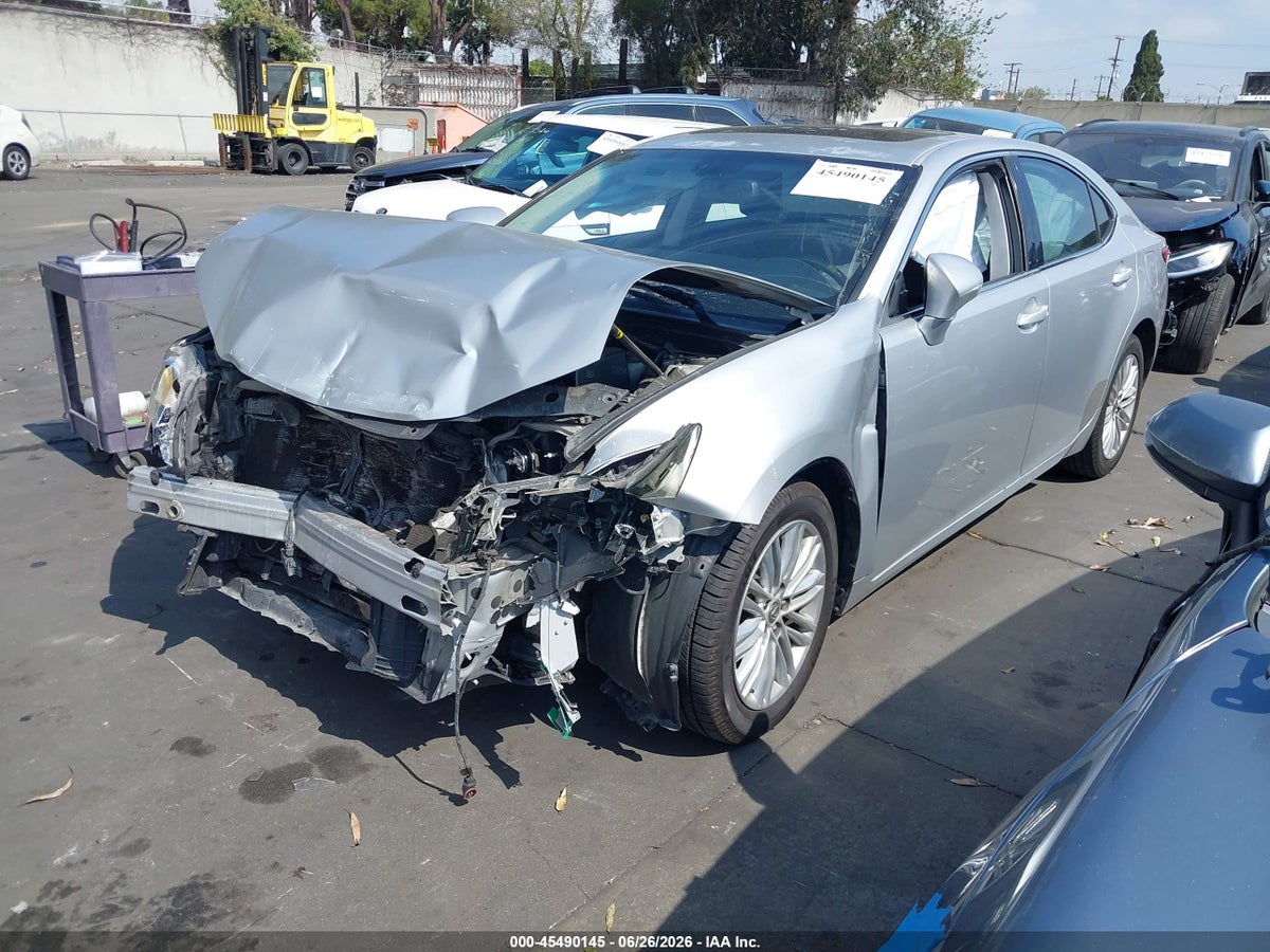 2015 LEXUS ES 350 — снимка 2
