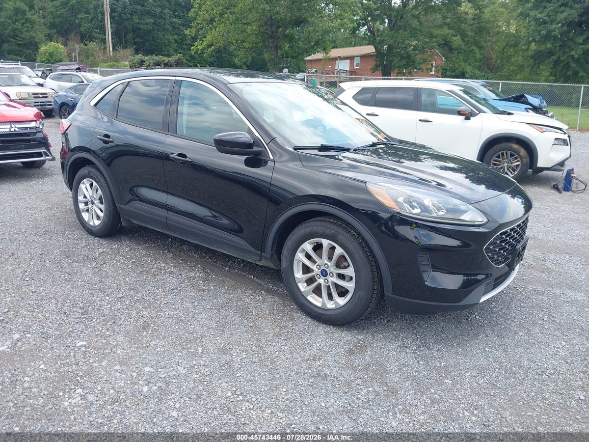 2020 FORD ESCAPE SE