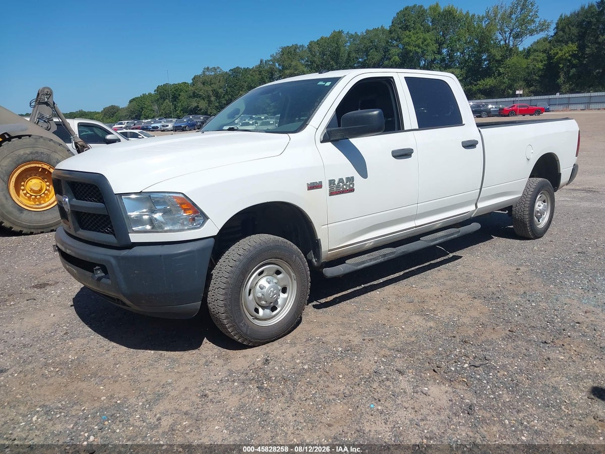 2017 RAM 2500 TRADESMAN 4X4 8' BOX — снимка 2