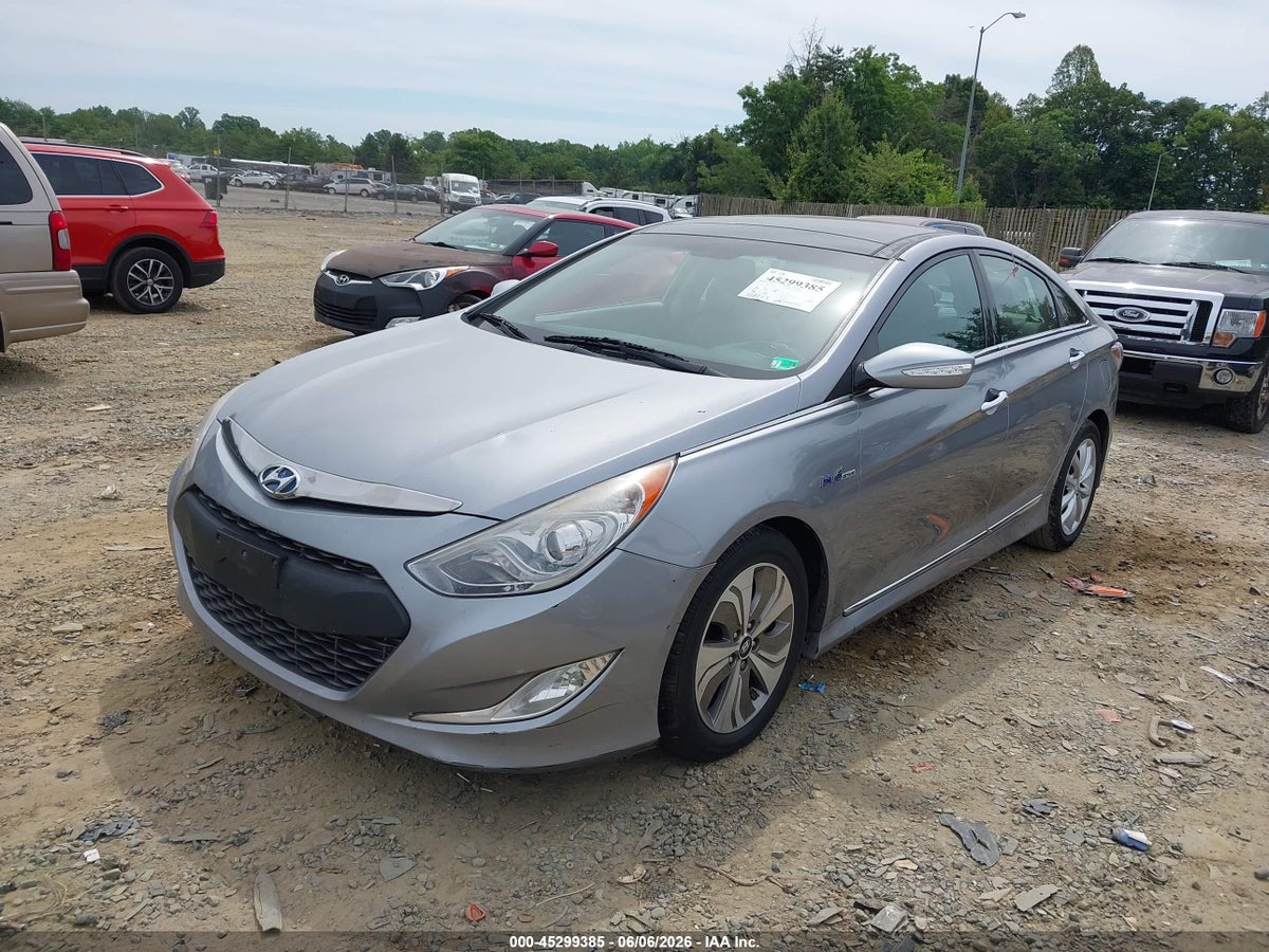 2015 HYUNDAI SONATA HYBRID LIMITED — снимка 2