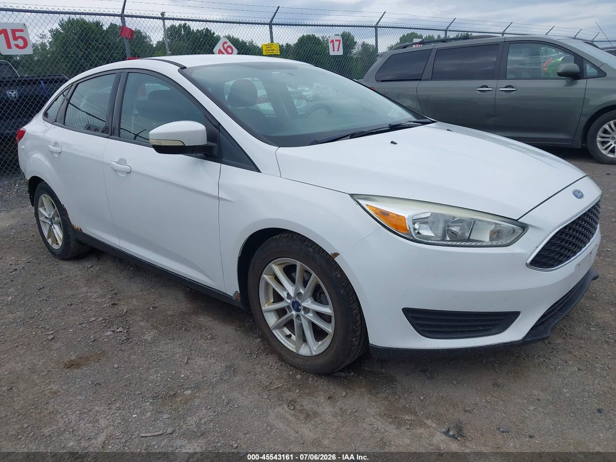2015 FORD FOCUS SE