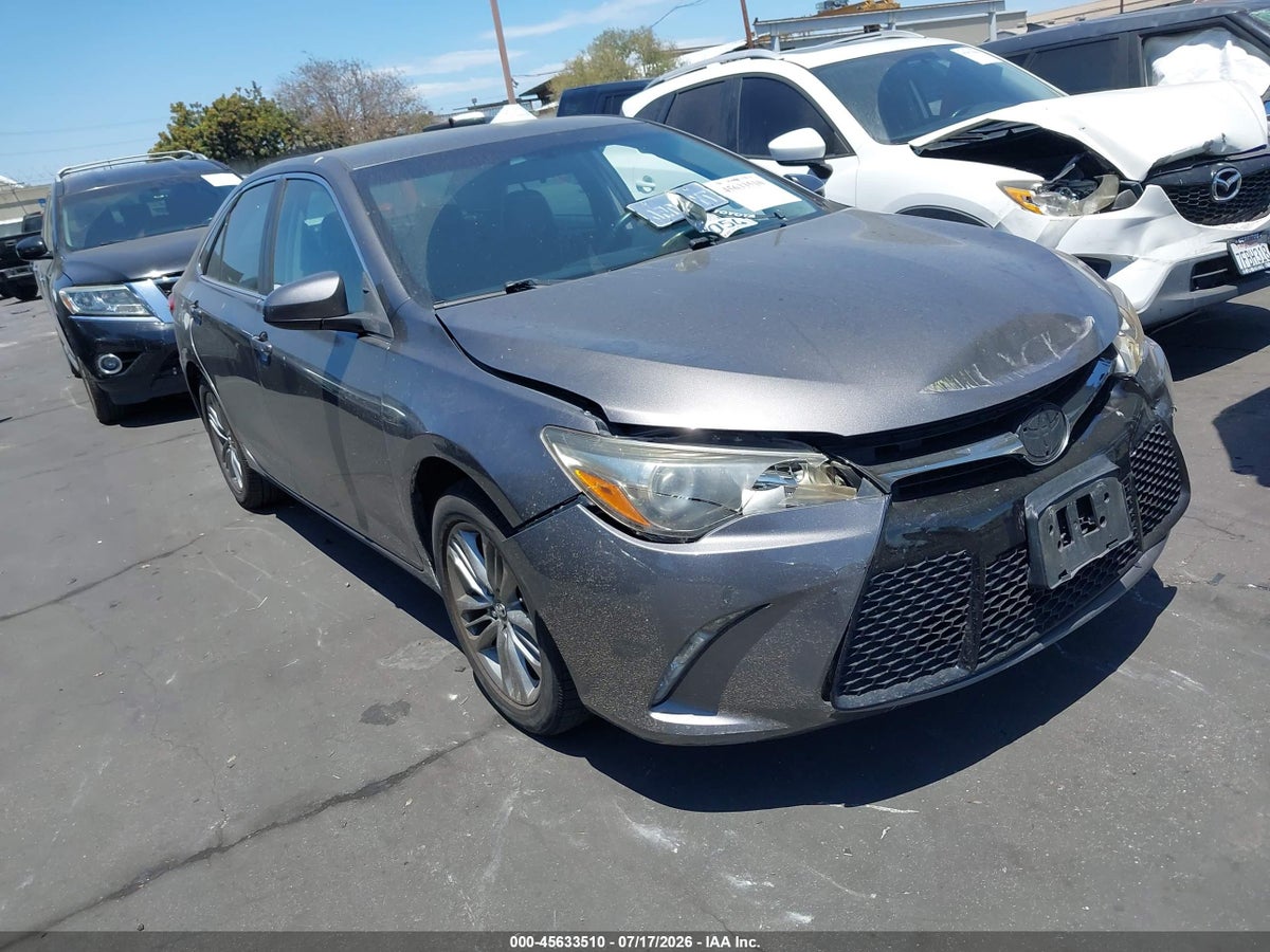 2017 TOYOTA CAMRY SE