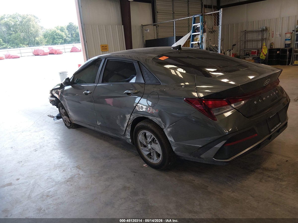 2026 HYUNDAI ELANTRA SE — снимка 3