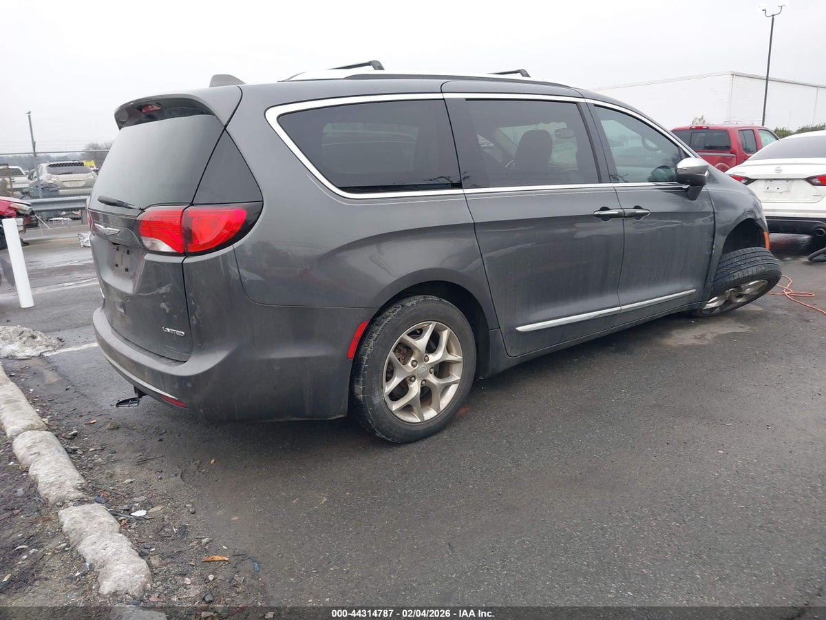 2017 CHRYSLER PACIFICA LIMITED — снимка 4