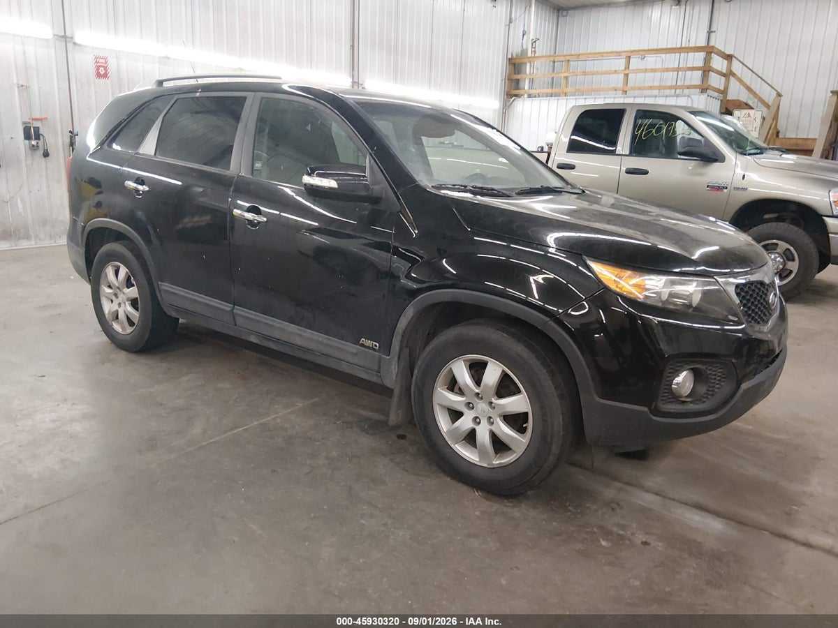 2011 KIA SORENTO LX
