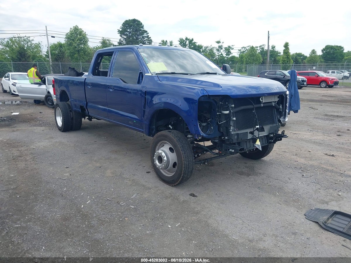 2026 FORD F-450 PLATINUM