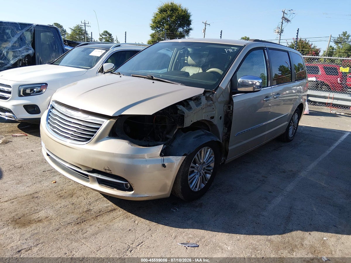 2015 CHRYSLER TOWN & COUNTRY TOURING-L — снимка 2