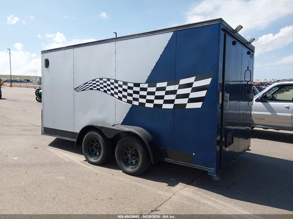 2025 TRAILER TRIPLE GGG ENCLOSED DUAL AXLE — снимка 3