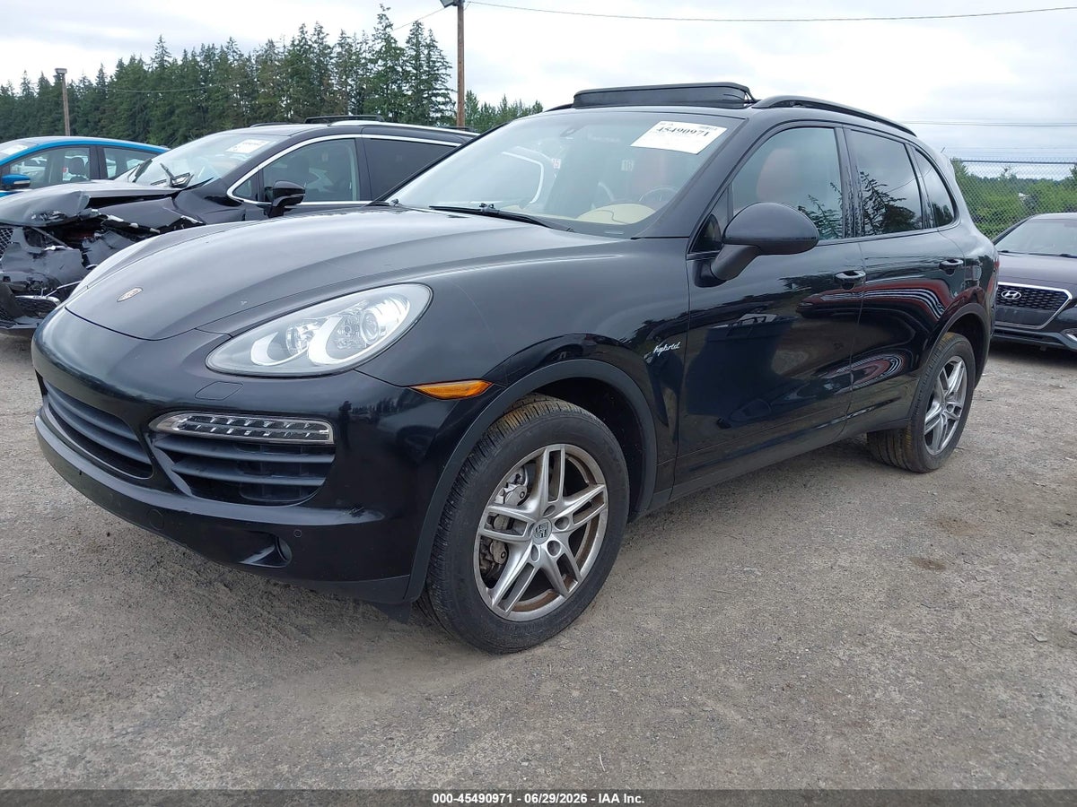 2012 PORSCHE CAYENNE HYBRID S — снимка 2