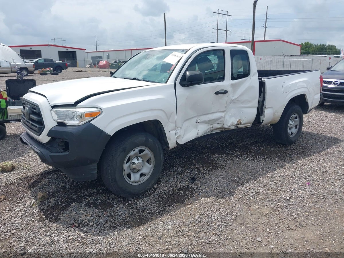 2018 TOYOTA TACOMA SR — снимка 2