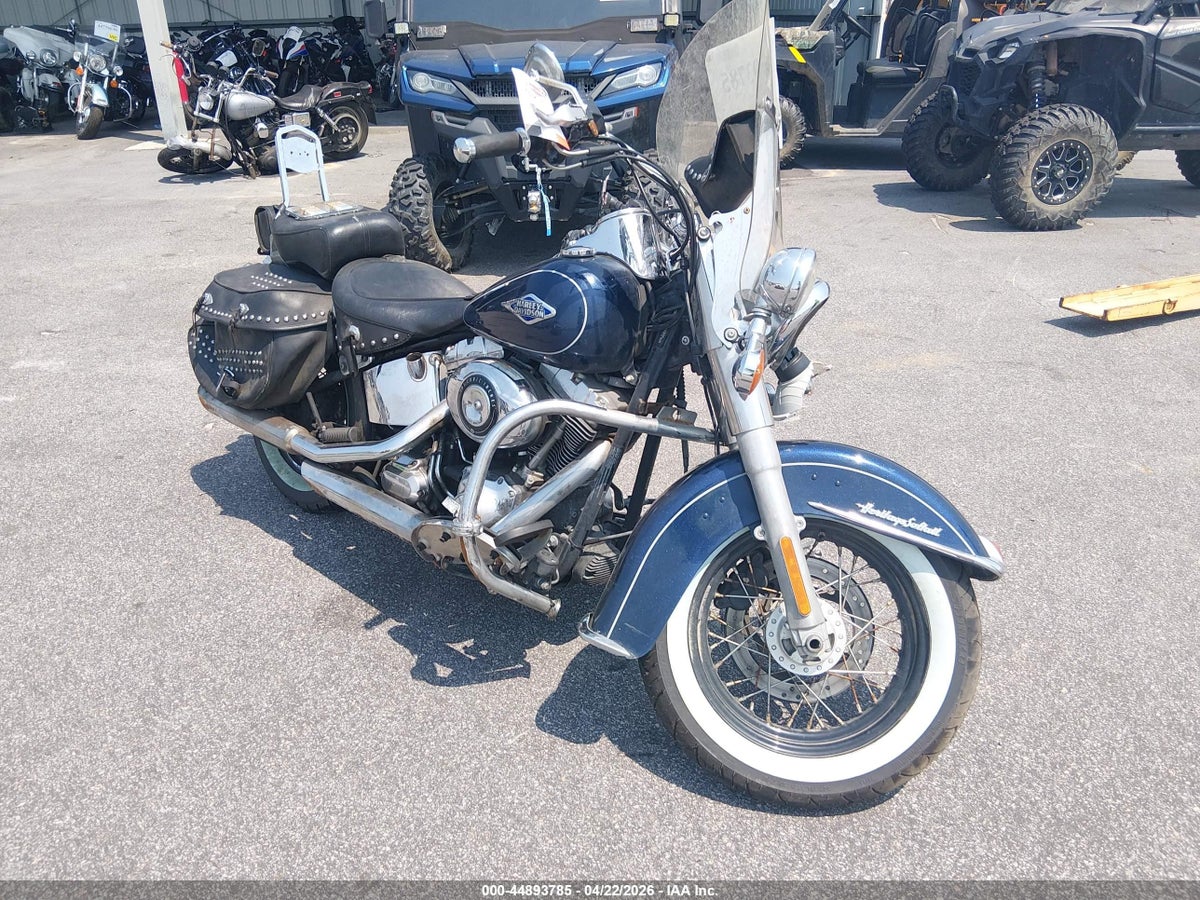 2013 HARLEY-DAVIDSON FLSTC HERITAGE SOFTAIL CLASSIC