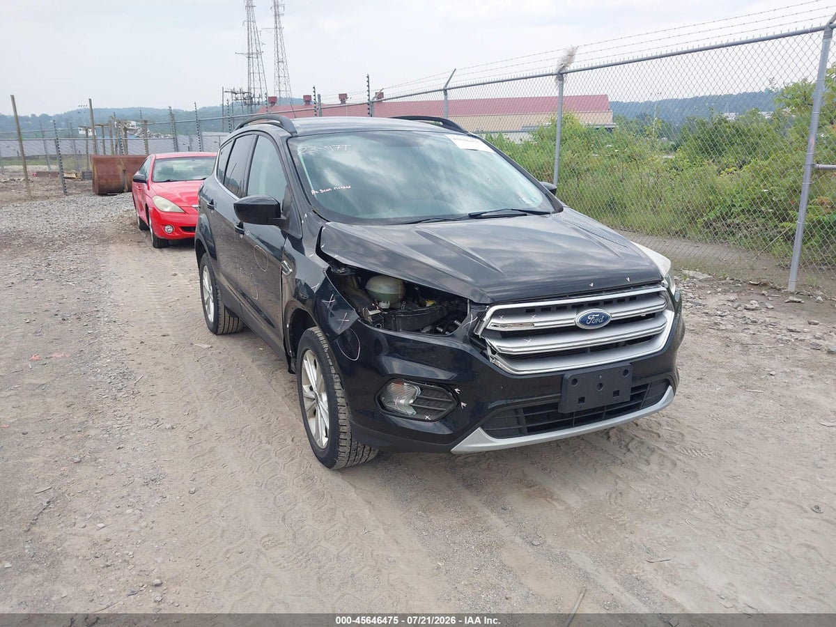2017 FORD ESCAPE SE
