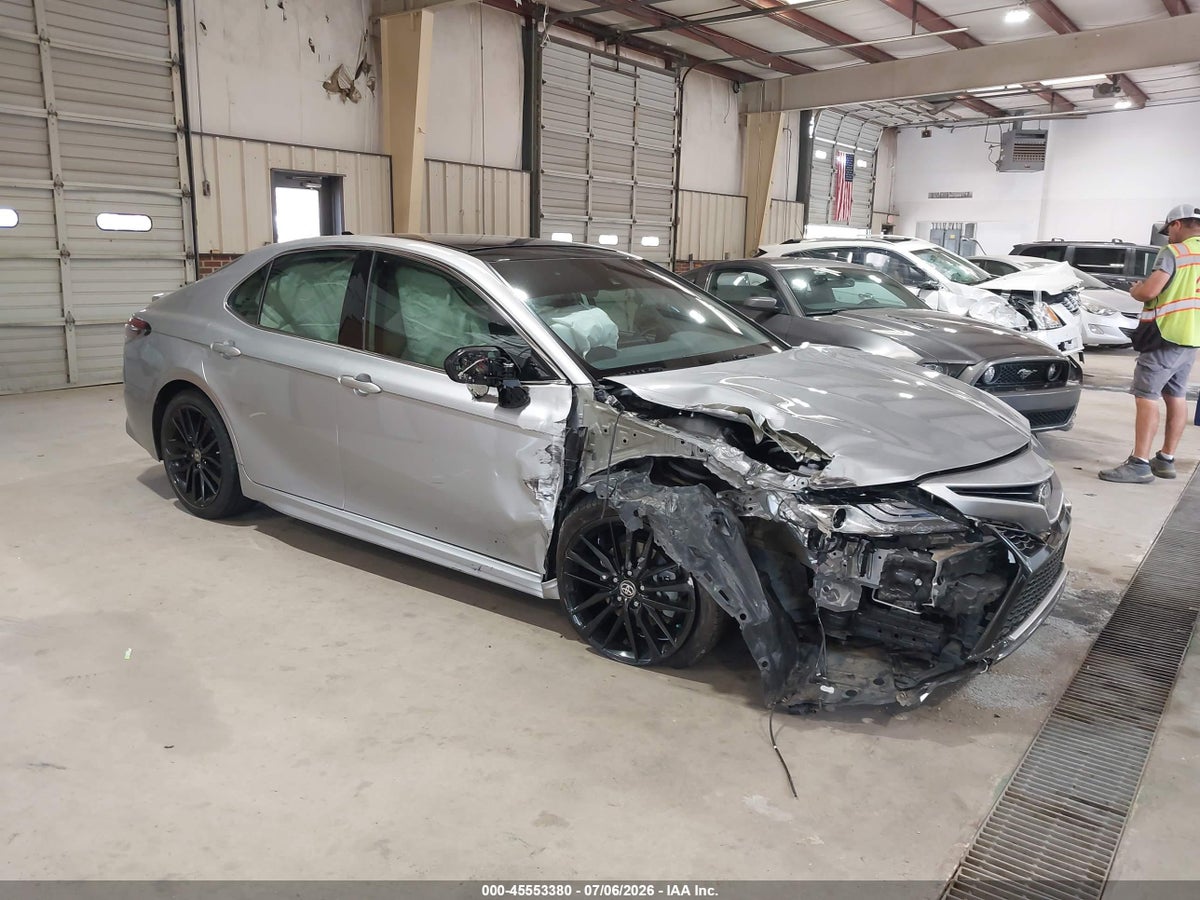2021 TOYOTA CAMRY XSE