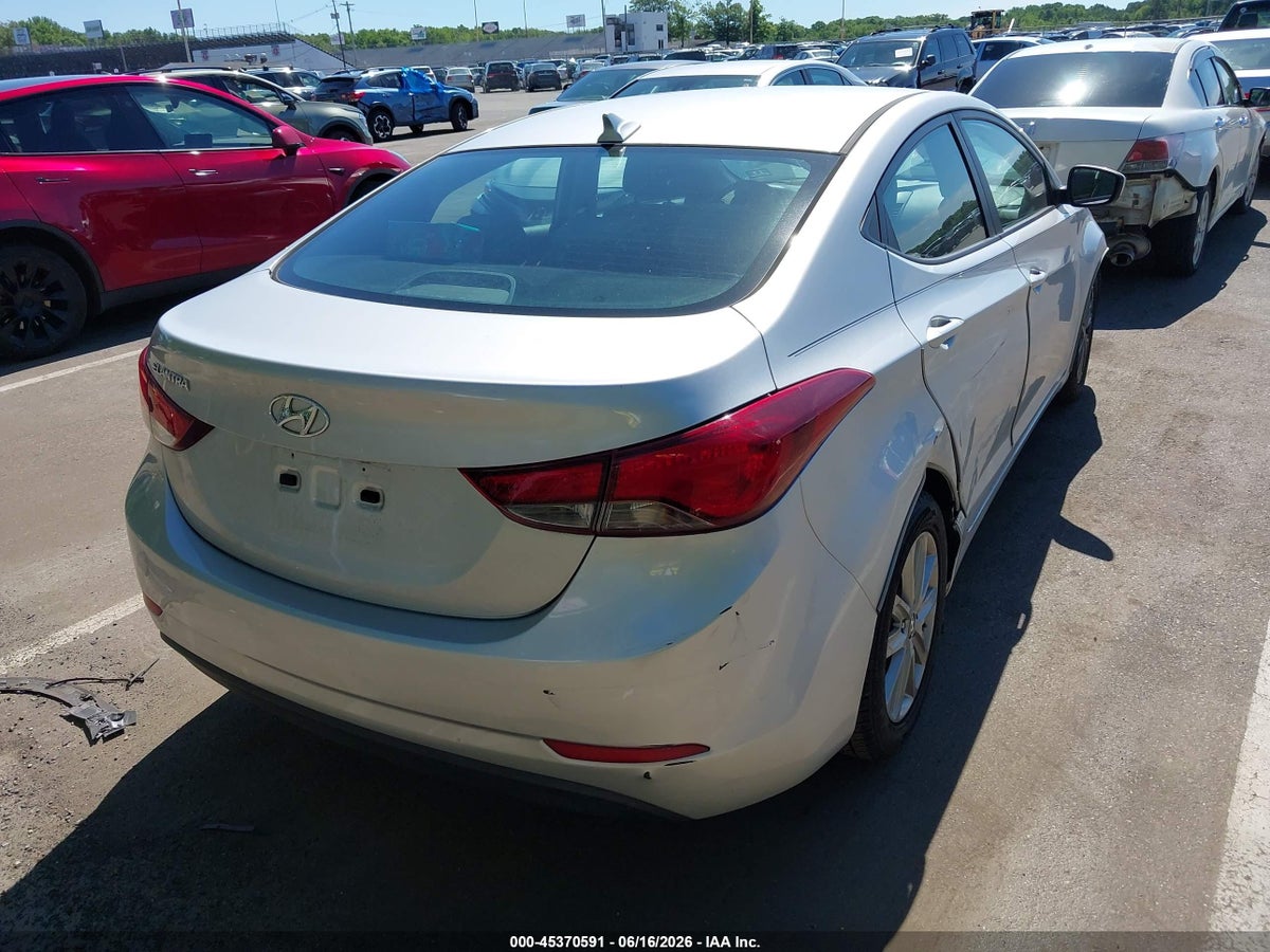 2015 HYUNDAI ELANTRA SE — снимка 4