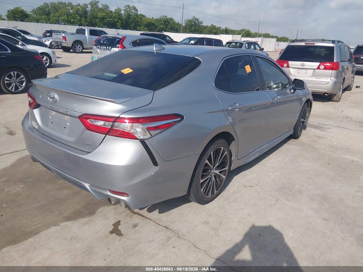 2020 TOYOTA CAMRY SE — снимка 4