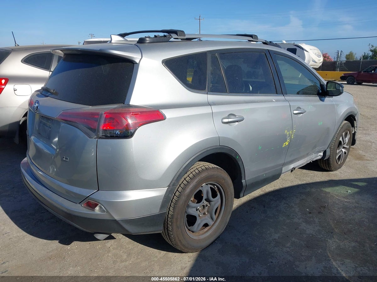 2018 TOYOTA RAV4 LE — снимка 4
