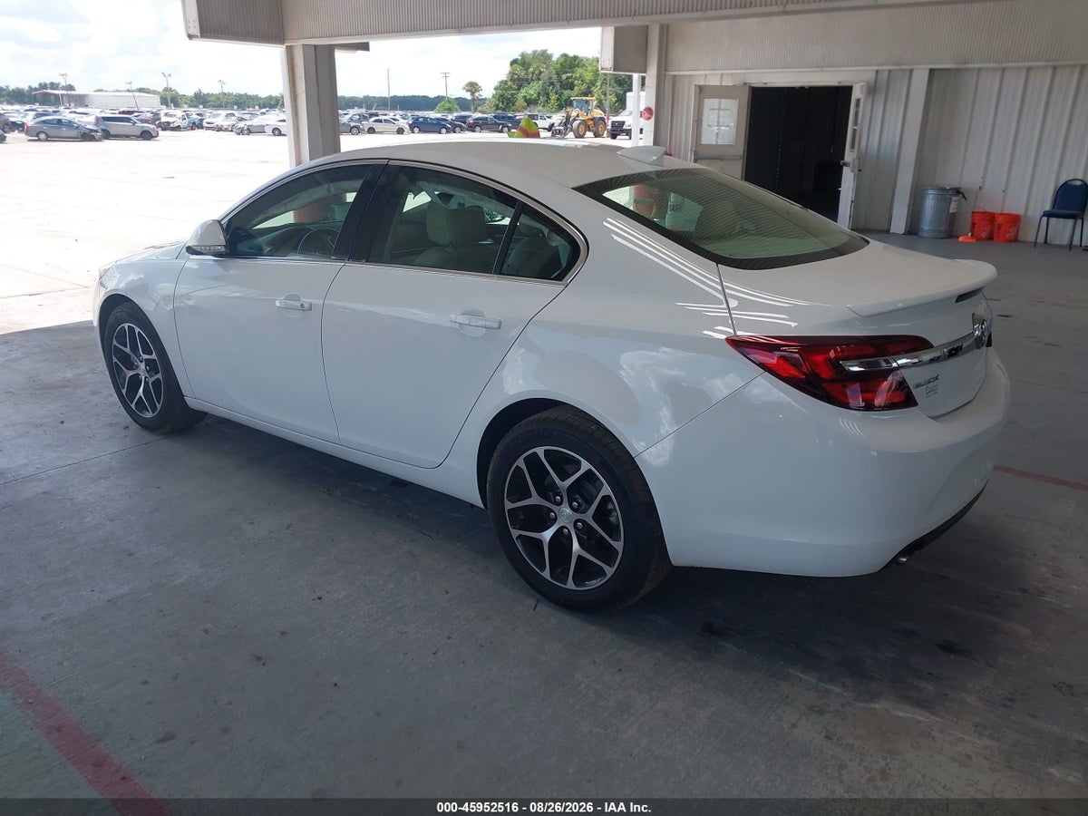 2017 BUICK REGAL TURBO SPORT TOURING — photo 3