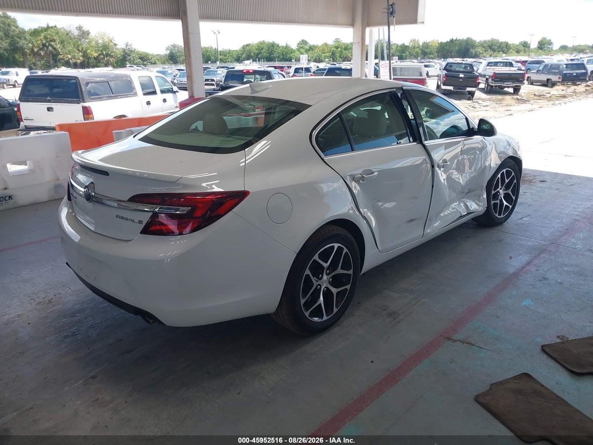 2017 BUICK REGAL TURBO SPORT TOURING — photo 4