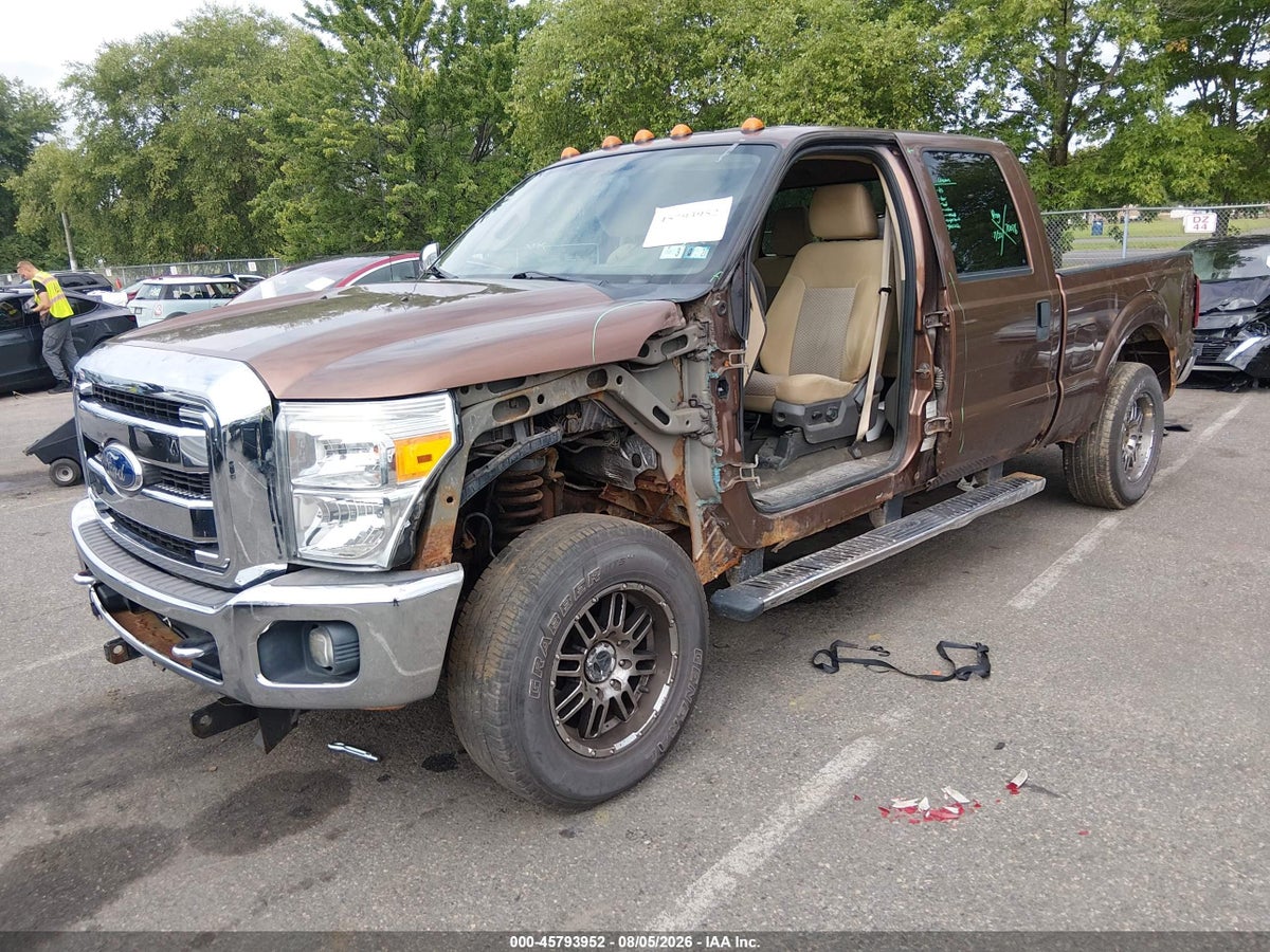 2011 FORD F-250 XLT — снимка 2