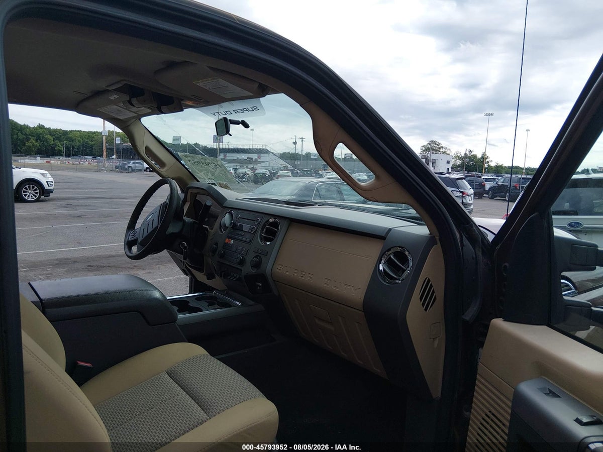 2011 FORD F-250 XLT — снимка 5