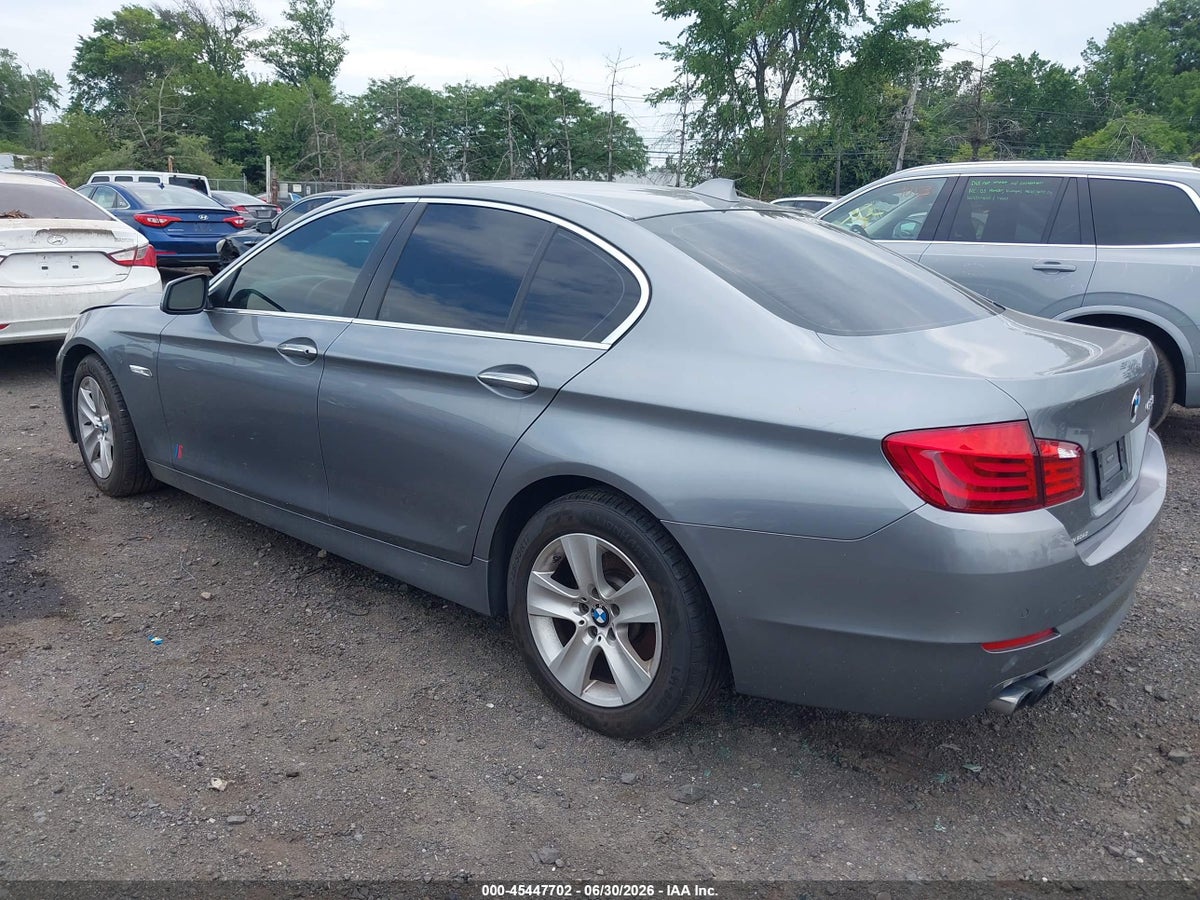 2012 BMW 528I — снимка 3