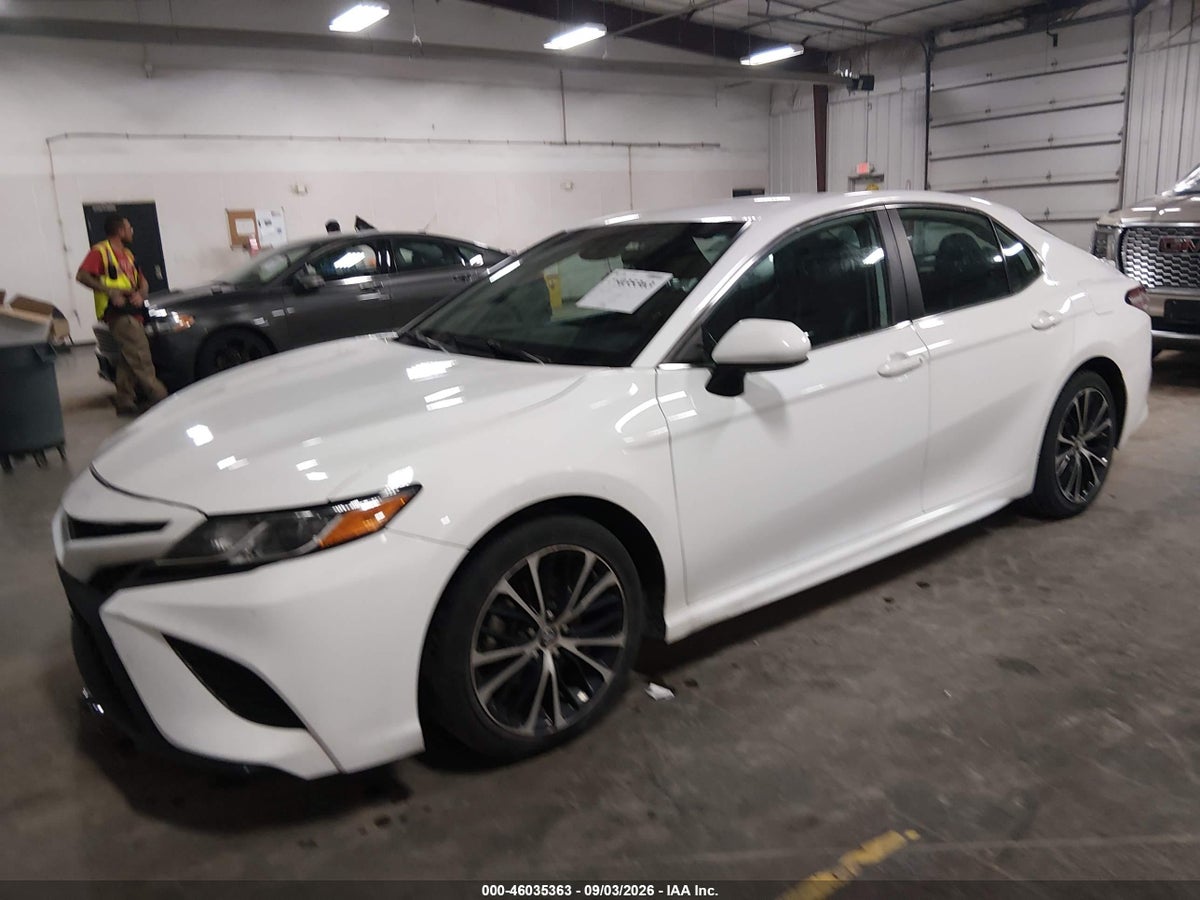 2020 TOYOTA CAMRY SE — снимка 2