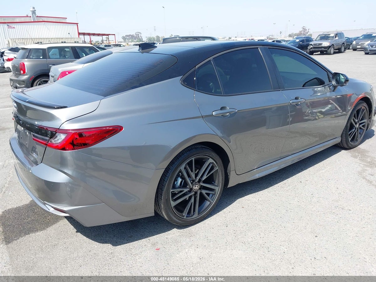 2026 TOYOTA CAMRY XSE — снимка 4
