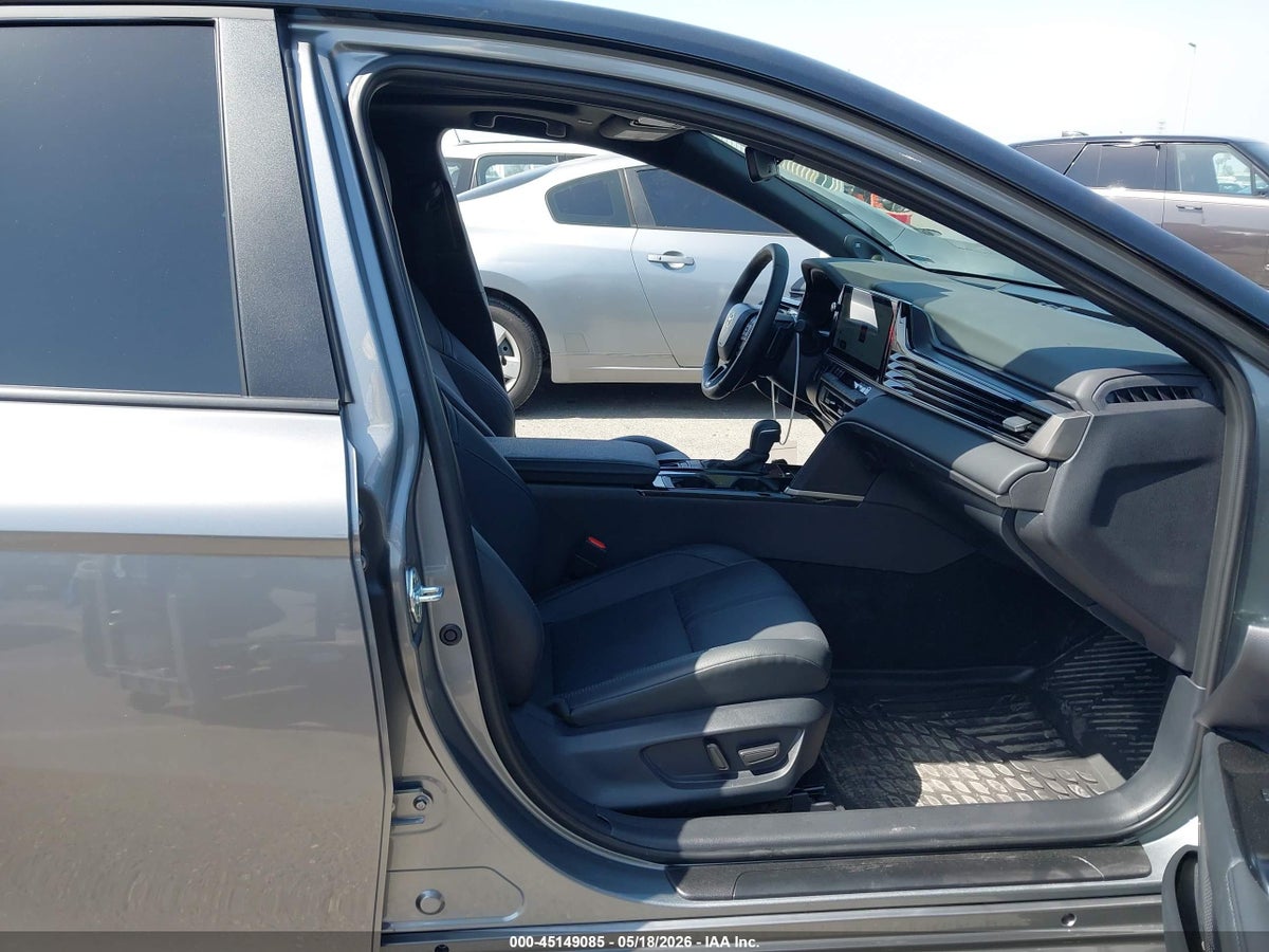 2026 TOYOTA CAMRY XSE — снимка 5