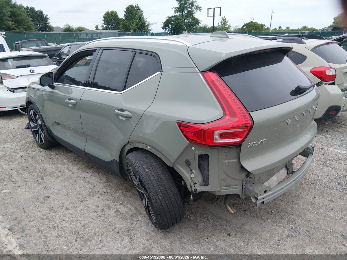 2023 VOLVO XC40 B5 PLUS BRIGHT THEME — снимка 3