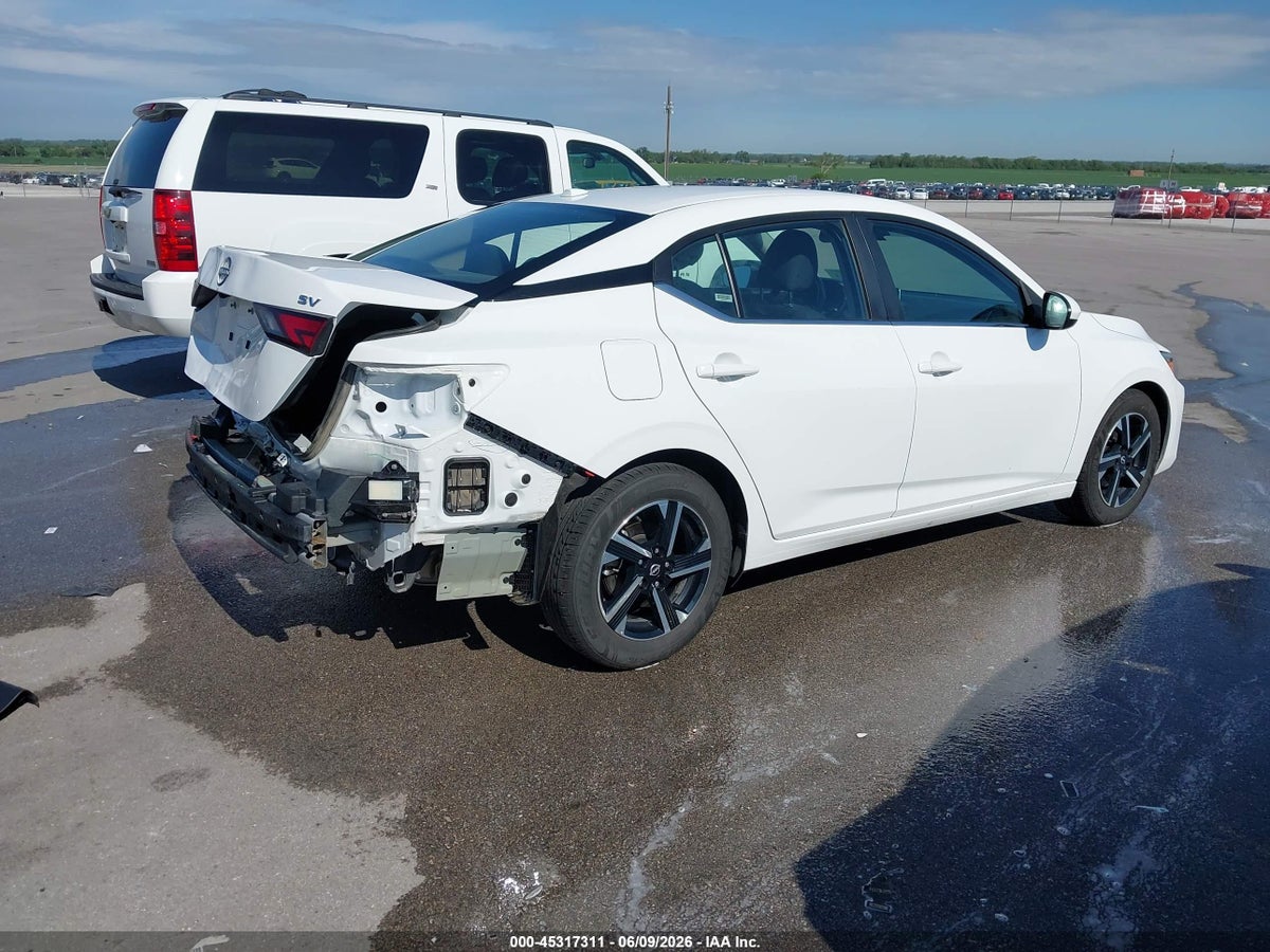 2024 NISSAN SENTRA SV XTRONIC CVT — снимка 4