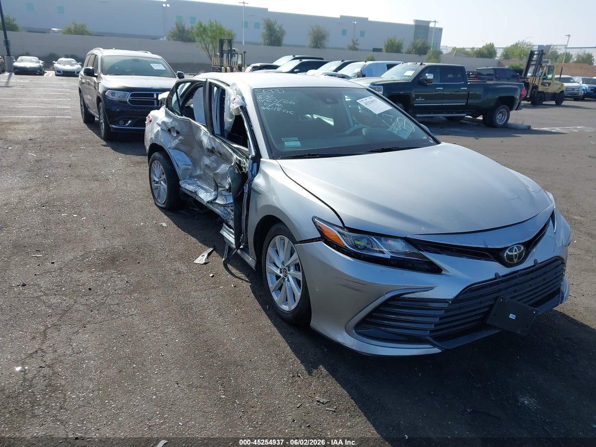 2024 TOYOTA CAMRY LE