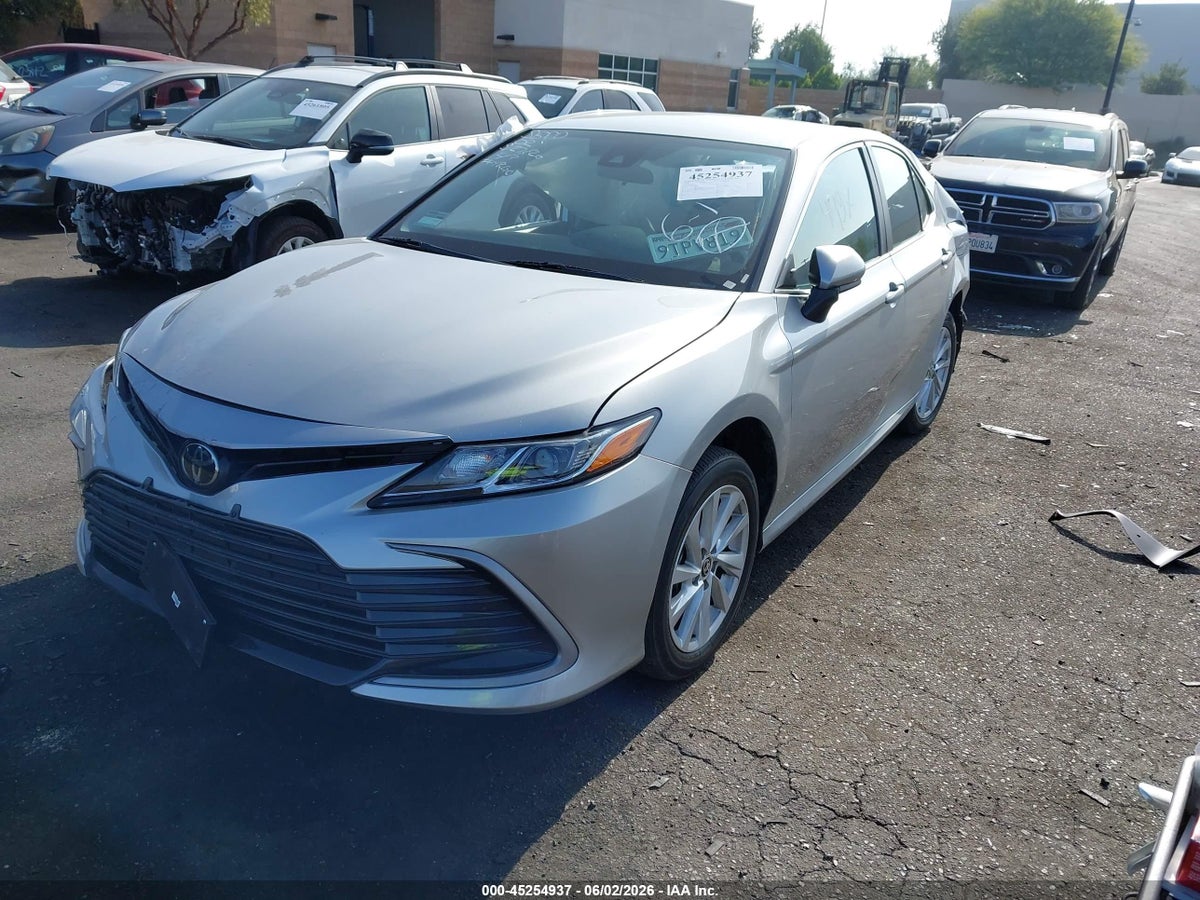 2024 TOYOTA CAMRY LE — снимка 2