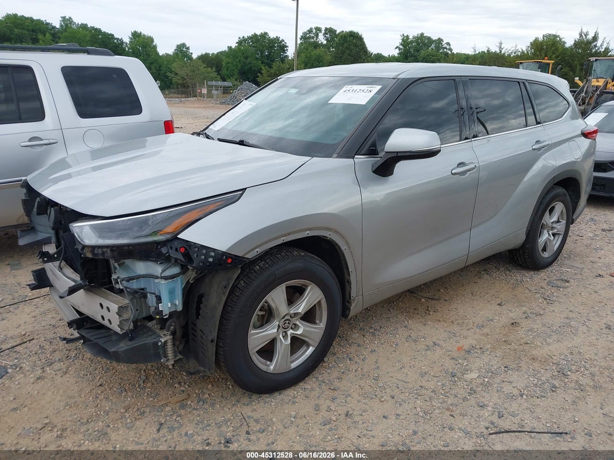 2021 TOYOTA HIGHLANDER LE — снимка 2